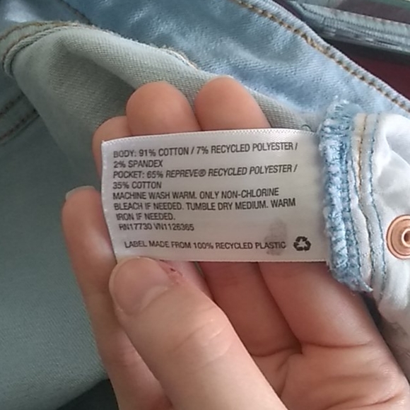 Universal Thread High Rise Cutoffs - Picture 4 of 8